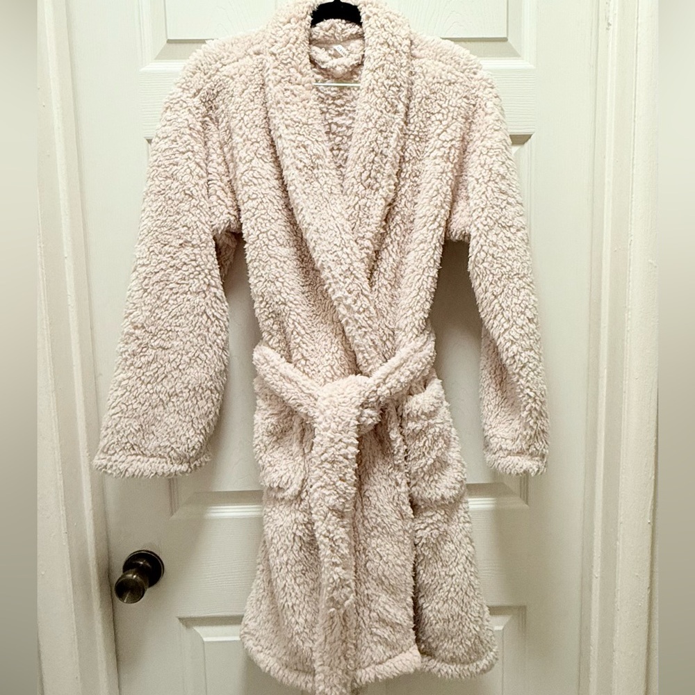 Pottery barn robe